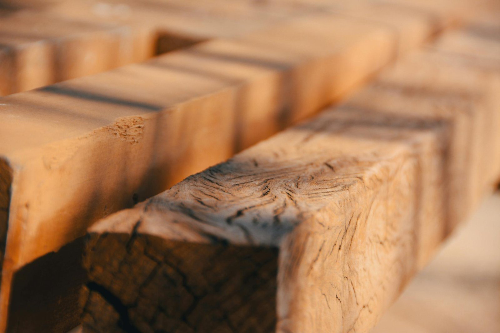 Raw sawn beams